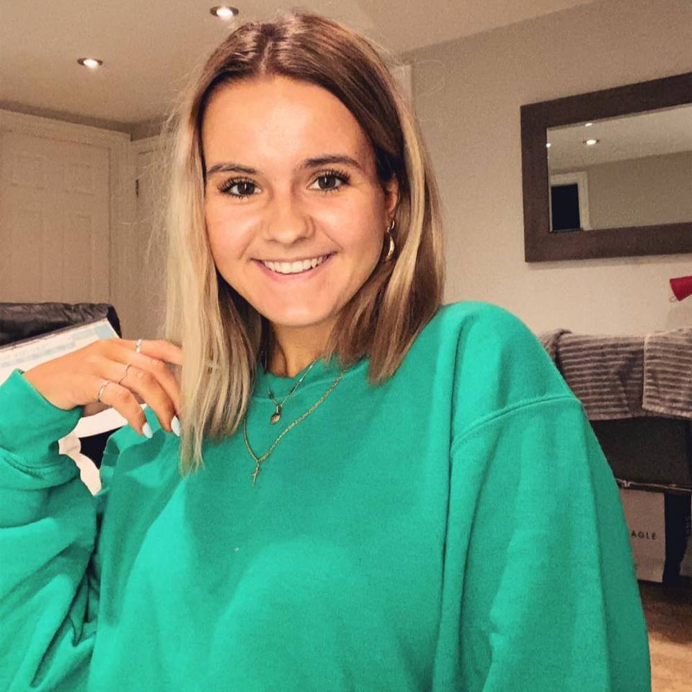 Meet your Posher, Alexandra